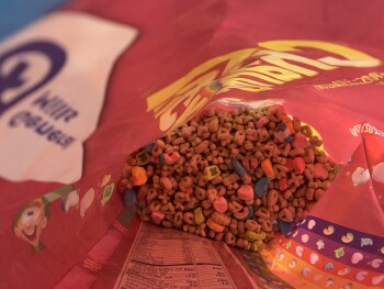 Consumer Review - Food Safety Lucky Charms, Walmart Supercenter, West Parker Street, Baxley, GA 31513, USA Last night on 4/10/22.... photo #2
