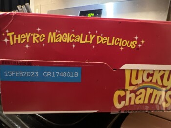 Consumer Review - Food Safety Smart & Final Extra!, South Crenshaw Boulevard, Inglewood, CA, USA I purchase a box of Lucky charms... photo #1