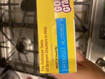 Consumer Review - Food Safety Golden Grahams, Safeway, Crossroads Boulevard, Carmel-by-the-Sea, CA, USA I had Golden Grahams for b... photo #2