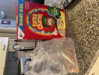 Consumer Review - Food Safety Lucky charms, Kroger, Hunt Road, Blue Ash, OH, USA We bought the family size lucky charms, my son an... photo #2