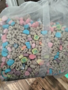 Consumer Review - Food Safety Lucky charms, Walmart Supercenter, West Stone Drive, Kingsport, TN, USA My husband, and 5yr old have... photo #1