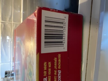 Consumer Review - Food Safety Lucky Charms, Québec, QC, Canada I I’m in Canada . Last month my son was eating lucky charms about e... photo #1