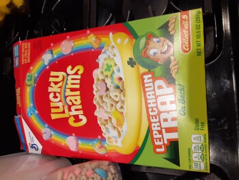 Consumer Review - Food Safety Lucky charms, Walgreens, Savannah, Georgia, USA Lucky charms a bowl of Lucky charms I also feel dizz... photo #4