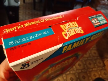 Consumer Review - Food Safety Lucky Charms, Stater Bros. Markets, Big Bear Boulevard, Big Bear Lake, CA, USA Possibly Lucky Charms... photo #2