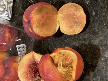 消费者评论 - 食品安全 Sam's Club, Gosford Road, Bakersfield, CA, USA Today ,  Some nectarines from here I bought a bag on... 照片 #3