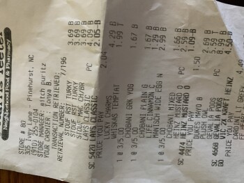 消费者评论 - 食品安全 Lucky Charms cereal, Harris Teeter, Ivey Lane, Pinehurst, NC, USA I purchased a box of Lucky Charms... 照片 #4