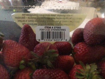 Consumer Review - Food Safety Foxy strawberries, WinCo Foods, Northeast 102nd Avenue, Portland, OR, USA Had a small bowl of these... photo #2