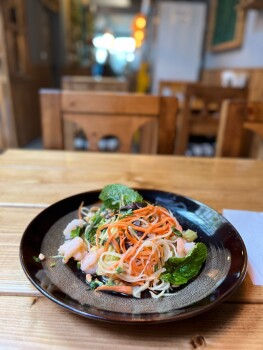 Consumer Review - Food Safety Thai Cuisine, Severinstraße, Cologne, Germany Déjeuner hier au restaurant Thai cuisine, malade au so... photo #3