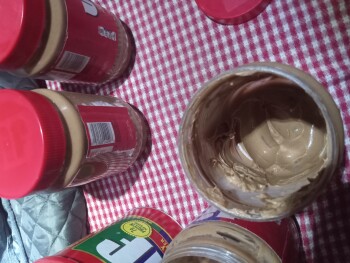 Avis du consommateur - Sécurité alimentaire JIF peanut butter, Great Cacapon, WV, USA Just had a lot of diarrhea for several days. I forgot wher... photo #2
