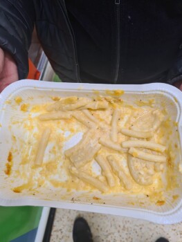 Consumer Review - Food Safety Asda Fenton Supermarket, Victoria Road, Berry Hill Road, Fenton, Stoke-on-Trent, UK Ready meal Gino... photo #1