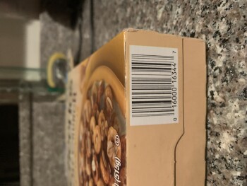 消费者评论 - 食品安全 ShopRite of Clark, Central Avenue, Clark, NJ, USA We got thru half the box tonight I put a bowl of c... 照片 #3