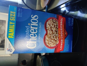Avis du consommateur - Sécurité alimentaire Hy-Vee Lawn & Garden, Southeast 14th Street, Des Moines, IA, USA Frosted Cheerios family size box It... photo #2