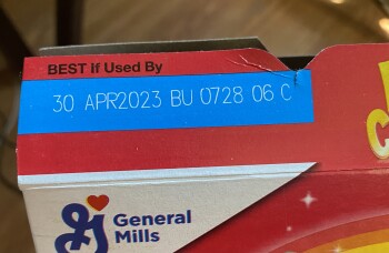Consumer Review - Food Safety Lucky Charms, Winn-Dixie, Macon Road, Columbus, GA, USA My husband and I bought a box of buy one get... photo #1