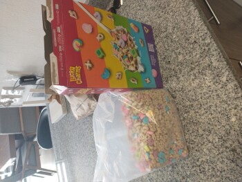 Avis du consommateur - Sécurité alimentaire Lucky charms, Chedraui Selecto, Av. México NO. 3300, Monraz, 44670 Guadalajara, Jal., Mexico Hace ti... photo #2