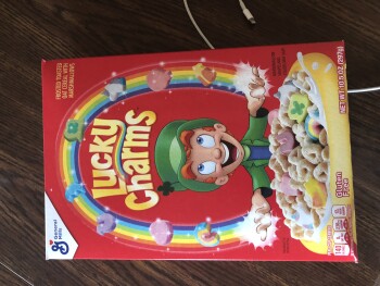 Reseña del consumidor - Seguridad alimentaria Lucky Charms, Family Fare Supermarket, Baldwin Street, Jenison, MI, USA Saturday, July 2, 2022,  See... foto #2