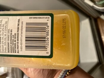 Verbraucherbewertung – Lebensmittelsicherheit Orange juice, Harris Teeter, Lightfoot Marketplace, Centerville Road, Williamsburg, VA, USA It’s 8pm... Foto #2