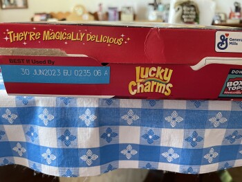 Consumer Review - Food Safety Lucky Charms, Walmart Supercenter, Cedar Street, Monticello, MN, USA Last night.  My 5 year old had... photo #3
