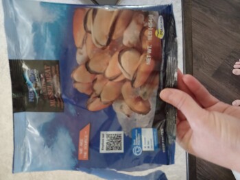 Consumer Review - Food Safety Walmart Supercenter, East Sprague Avenue, Spokane Valley, WA, USA I bought a bag of shelled frozen m... photo #2