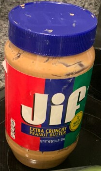 Reseña del consumidor - Seguridad alimentaria JIF, Giant Food, New Hampshire Avenue, White Oak, MD, USA I purchased whole celery stalks and crunch... foto #2