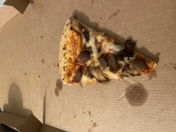 Avis du consommateur - Sécurité alimentaire Domino's Pizza Rambouillet, Rue Sadi Carnot, Rambouillet, France Juste après avoir mangé une pizza D... photo #2