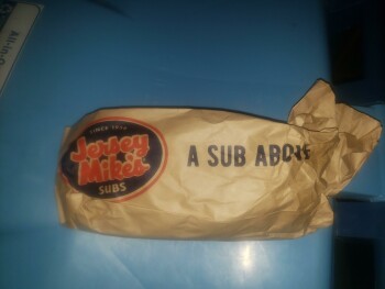مراجعة المستهلك - سلامة الغذاء Jersey Mike's Subs, 1229 S Willow St, Manchester, NH 03103, United States August 23, 2022.   Sub san... صورة فوتوغرافية #2