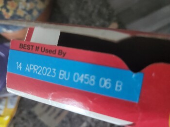 消费者评论 - 食品安全 Lucky Charms, Pick 'n Save, 2502 Shopko Dr, Madison, WI 53704, United States Last week friday.  Luck... 照片 #3