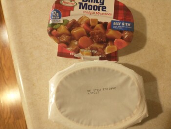 消费者评论 - 食品安全 Walmart Supercenter, 1st Avenue South, Fort Dodge, IA, USA I bought 2 Hormel DINTY Moore beef stew b... 照片 #5