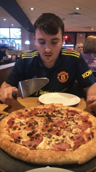 Consumer Review - Food Safety Pizza Hut Restaurants, Royton, Oldham, UK Came to this location last night with my partner and had c... photo #1