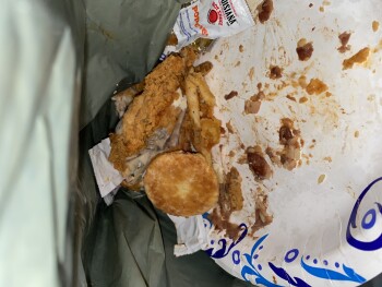 Consumer Review - Food Safety Popeyes Louisiana Kitchen, East Hatch Road, Ceres, California, USA I ate there at 5 PM I am my stoma... photo #1