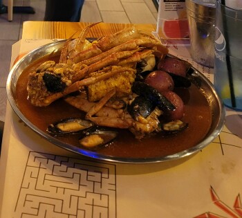 Consumer Review - Food Safety Hook & Reel Cajun Seafood and Bar, Dix Toledo Road, Southgate, MI, USA On Friday 9/30, three people... photo #2