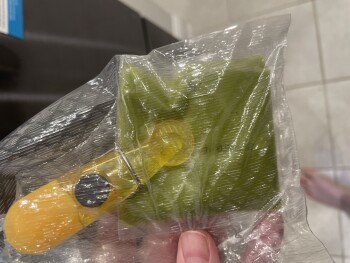 Consumer Review - Food Safety HungryRoots, Wylie, TX, USA I received a box from HungryRoot today. I refrigerated everything within... photo #2