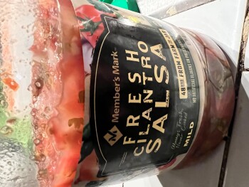 Verbraucherbewertung – Lebensmittelsicherheit Sam's Club Gas Station, Dell Range Boulevard, Cheyenne, WY, USA Monday by Salsa bought here,  Fungus... Foto #3