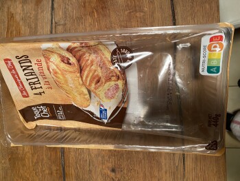 Consumer Review - Food Safety 4 friands à la viande, Annecy, France 4 Friand à la viande acheter ce jour à 13h30 cuit à 14h mangé... photo #2