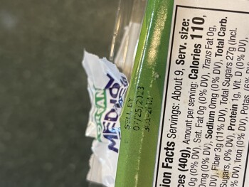 Consumer Food Safety Report Sprouts Farmers Market, West 13th Avenue, Escondido, CA, USA I bought organic medjool dates from her... photo #4
