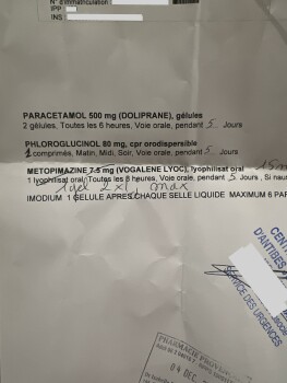 Consumer Review - Food Safety Carrefour Antibes, Antibes, France j ai acheté des oeufs de la marque carrefour label rouge, samedi... photo #1