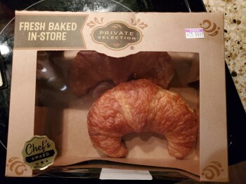 Reseña del consumidor - Seguridad alimentaria Kroger, Crown Plaza Drive, Columbus, OH, USA Private selection all butter croissants. Upcoming 04157... foto #3