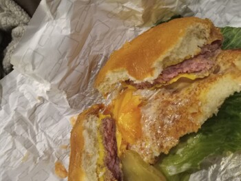 Reseña del consumidor - Seguridad alimentaria Wendy's, 325 FM 2094, Clear Lake Shores, TX 77565, United States Suspected food poisoning. Symptoms:... foto #2