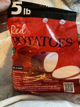 Consumer Food Safety Report Walmart Carbondale, East Main Street, Carbondale, IL, USA Vomited immediately after eating red potat... photo #8