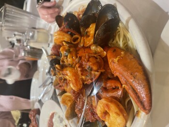 Consumer Review - Food Safety Carmine's Italian Restaurant - Times Square, West 44th Street, New York, NY, USA Had a lovely meal t... photo #1