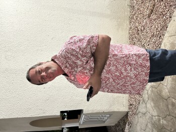 مراجعة المستهلك - سلامة الغذاء Cofresi Palm Beach & Spa Resort, Puerto Plata, Dominican Republic My husband at at the Pearl in 1/3/... صورة فوتوغرافية #3