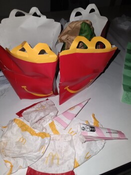 Consumer Review - Food Safety McDonald's Saint-Cyr-sur-Loire, Boulevard André-Georges Voisin, Saint-Cyr-sur-Loire, France J ai pri... photo #2