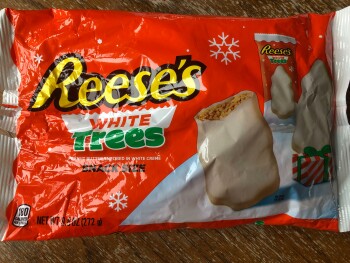 Consumer Review - Food Safety Reese’s, Fleet Farm, Loberg Avenue, Hermantown, Minnesota, USA From Reese’s peanut butter white choc... photo #1