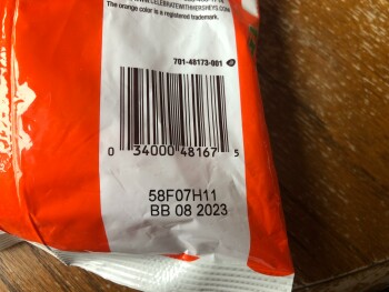 Consumer Review - Food Safety Reese’s, Fleet Farm, Loberg Avenue, Hermantown, Minnesota, USA From Reese’s peanut butter white choc... photo #2
