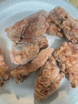 Consumer Review - Food Safety Walmart Neighborhood Market, Desiard Street, Monroe, LA, USA 1/18/2023,  Molded wings that was not o... photo #1