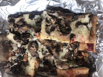 消费者评论 - 食品安全 Barraco's Pizza, 5740 West 87th Street, Burbank, IL, USA I ate mushroom and spinach pizza around 4 p... 照片 #1