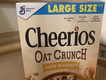 Avis du consommateur - Sécurité alimentaire Ingles Market, Music Mill Road, Bremen, GA, USA Bought a box of Cheerios oat crunch and had diarrhea... photo #1