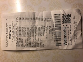 Consumer Review - Food Safety Walmart Supercenter, U.S. 10, Detroit Lakes, MN, USA I ate a Kiwi, and I was sick for three days   a... photo #2