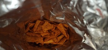 消费者评论 - 食品安全 Dollar General, Willow Street, Sacramento, CA, USA I baught 2 bags of doritos i opend the nacho flav... 照片 #2