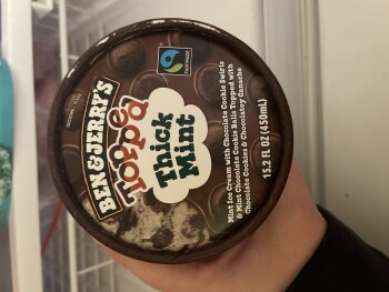 Consumer Review - Food Safety Walmart Supercenter, North Colony Road, Wallingford, CT, USA I bought the topped mint cookie one. Th... photo #3