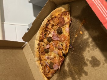 Consumer Review - Food Safety Domino's Pizza - Leicester - De Montfort, Western Boulevard, Leicester, UK Ordered a meatfielder piz... photo #2